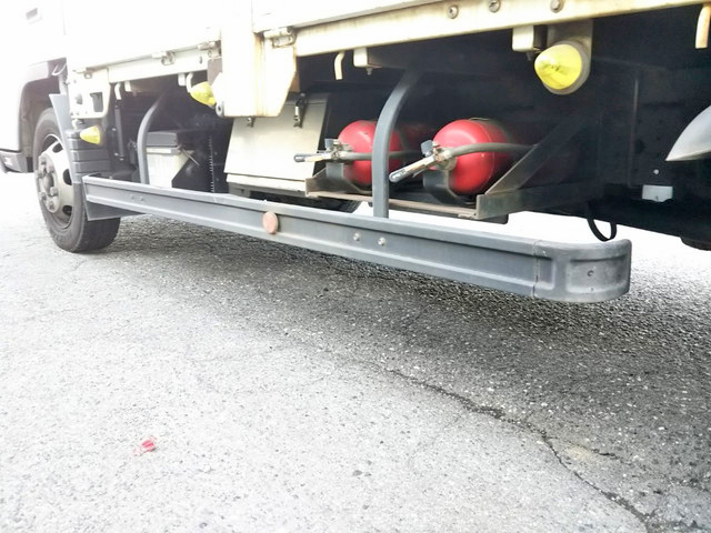 三菱ふそうキャンター平ボディ小型（2t・3t）[写真19]