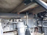 三菱ふそうキャンター平ボディ小型（2t・3t）[写真25]