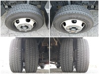 三菱ふそうキャンター平ボディ小型（2t・3t）[写真27]