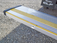 いすゞエルフアルミバン小型（2t・3t）[写真14]