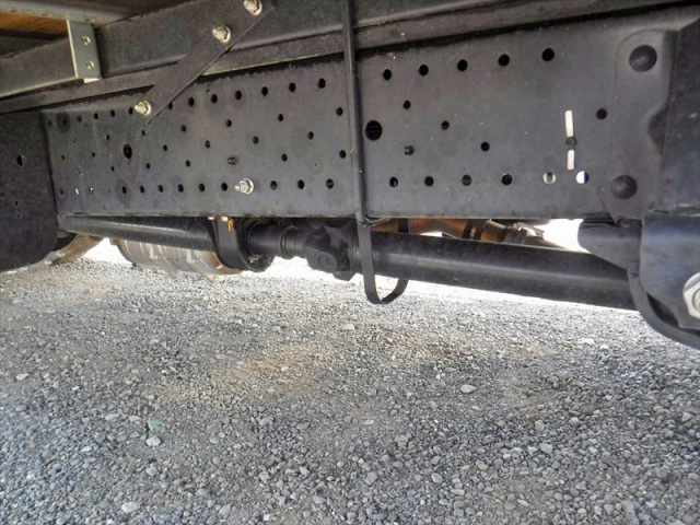 いすゞエルフアルミバン小型（2t・3t）[写真17]