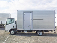 いすゞエルフアルミバン小型（2t・3t）[写真05]