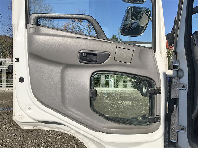 UDトラックスコンドルユニック5段増トン（6t・8t）[写真32]