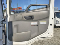 UDトラックスコンドルユニック5段増トン（6t・8t）[写真33]