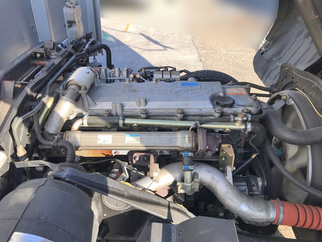 三菱ふそうファイターアルミウイング中型（4t）[写真14]