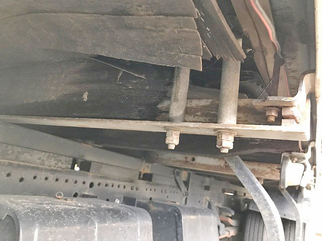 いすゞエルフアルミブロック小型（2t・3t）[写真14]