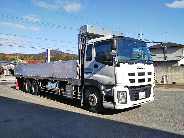 いすゞギガアルミブロック大型（10t）[写真03]