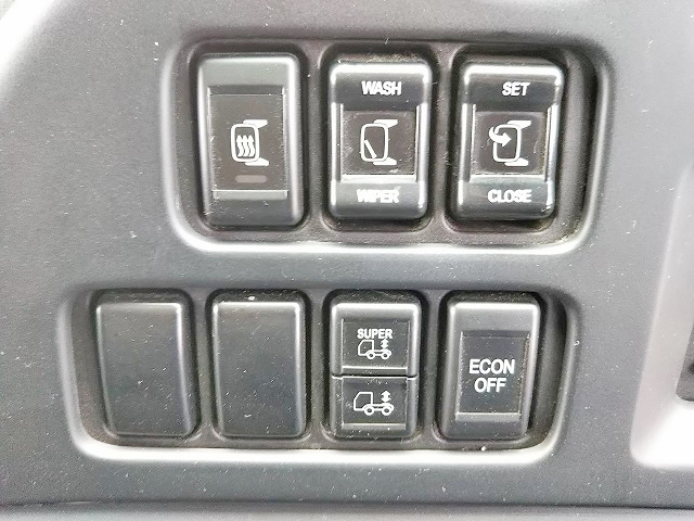 いすゞギガアルミブロック大型（10t）[写真35]