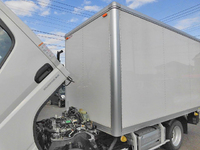 三菱ふそうキャンターパネルバン小型（2t・3t）[写真06]