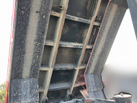 いすゞギガダンプ大型（10t）[写真19]