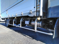 三菱ふそうファイターアルミウイング中型（4t）[写真15]