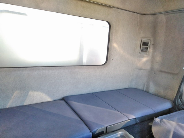 三菱ふそうファイターアルミウイング中型（4t）[写真33]