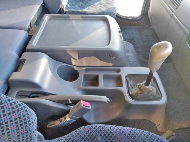 三菱ふそうファイターアルミウイング中型（4t）[写真36]