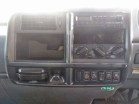 三菱ふそうファイターアルミウイング中型（4t）[写真37]