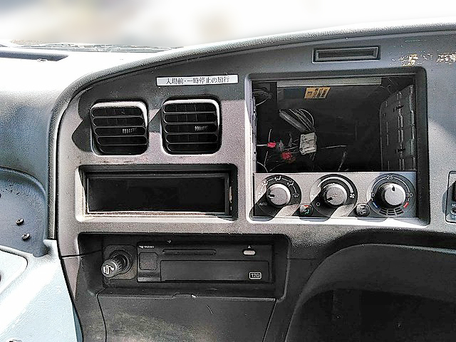 三菱ふそうスーパーグレートアルミブロック大型（10t）[写真36]