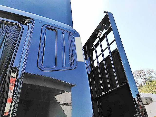 三菱ふそうスーパーグレートアルミブロック大型（10t）[写真07]