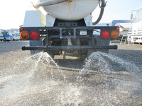 いすゞエルフ散水車小型（2t・3t）[写真12]