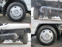 いすゞエルフ散水車小型（2t・3t）[写真17]