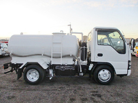 いすゞエルフ散水車小型（2t・3t）[写真06]