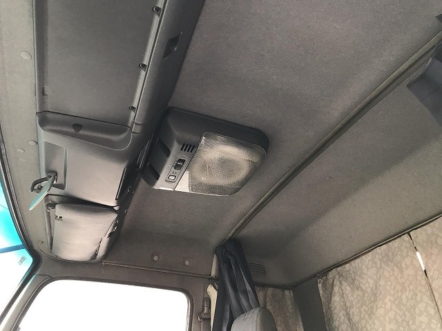 いすゞフォワードユニック4段増トン（6t・8t）[写真35]