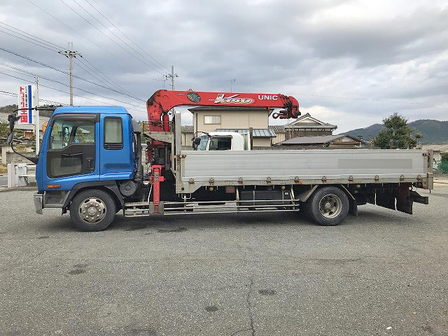 いすゞフォワードユニック4段増トン（6t・8t）[写真05]