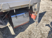 いすゞエルフアルミブロック小型（2t・3t）[写真08]