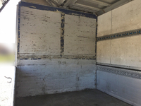 いすゞギガアルミウイング大型（10t）[写真11]