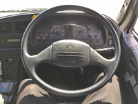 いすゞギガアルミウイング大型（10t）[写真29]