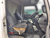 いすゞフォワードアルミウイング中型（4t）[写真24]