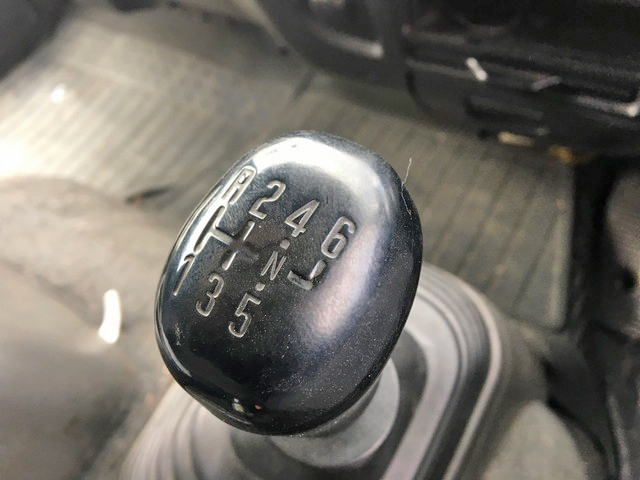 いすゞフォワードアルミウイング中型（4t）[写真26]