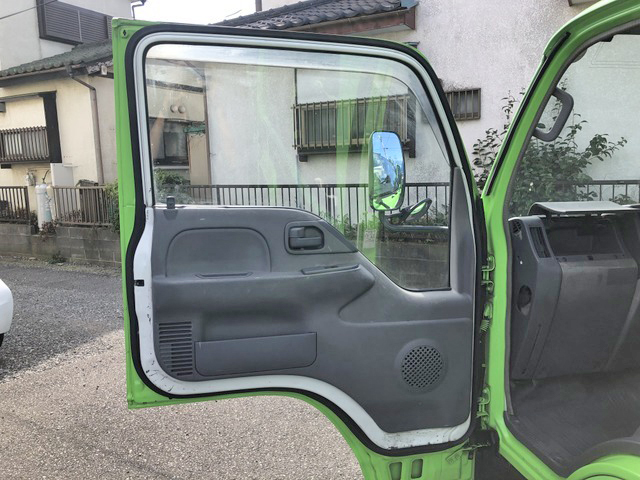 UDトラックスコンドルパッカー車（塵芥車）中型（4t）[写真30]