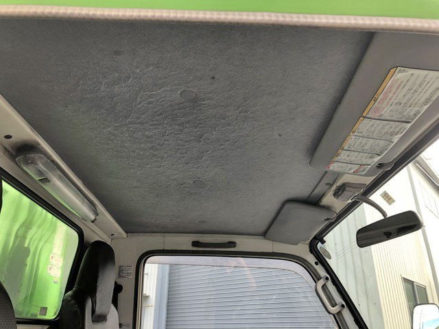 UDトラックスコンドルパッカー車（塵芥車）中型（4t）[写真35]