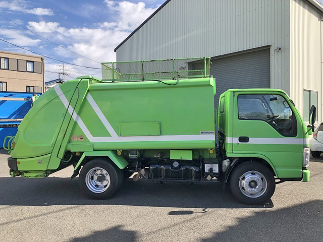 UDトラックスコンドルパッカー車（塵芥車）中型（4t）[写真06]