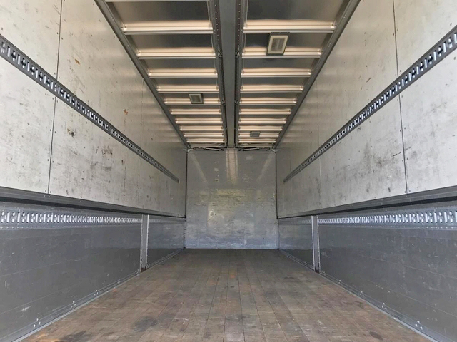 日野プロフィアアルミウイング大型（10t）[写真12]