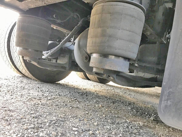 日野プロフィアアルミウイング大型（10t）[写真19]