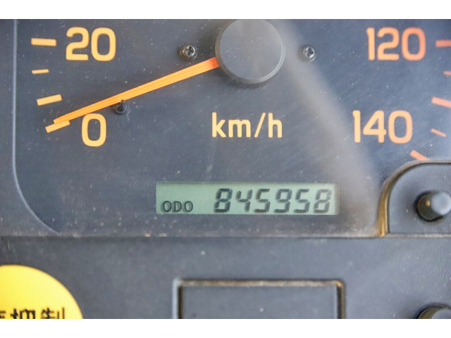 いすゞギガアルミブロック大型（10t）[写真40]