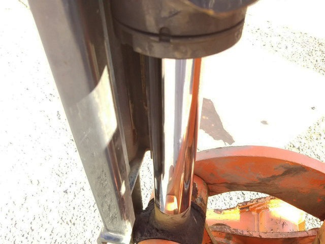 日立ミニユンボ（ミニバックホー）[写真15]