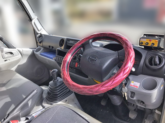 日野デュトロパッカー車（塵芥車）小型（2t・3t）[写真17]