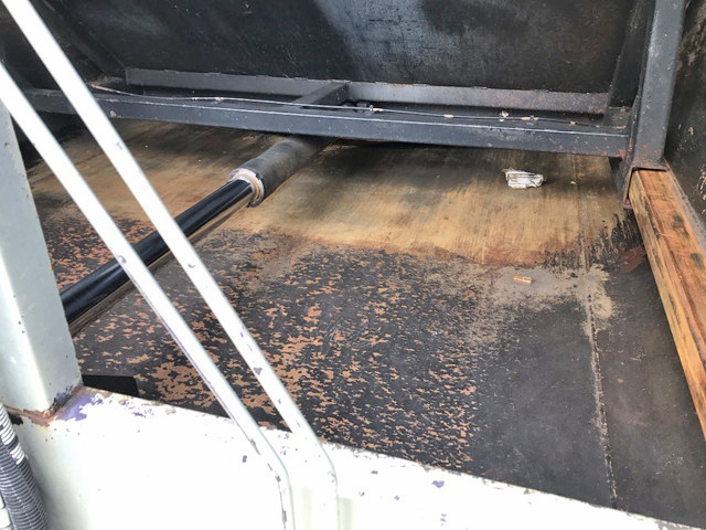 日野デュトロパッカー車（塵芥車）小型（2t・3t）[写真08]