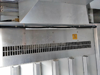 いすゞエルフ冷凍車（冷蔵車）小型（2t・3t）[写真13]