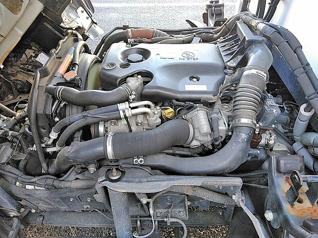 いすゞエルフ冷凍車（冷蔵車）小型（2t・3t）[写真23]