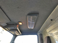 いすゞエルフ冷凍車（冷蔵車）小型（2t・3t）[写真29]