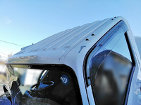 いすゞエルフ冷凍車（冷蔵車）小型（2t・3t）[写真05]