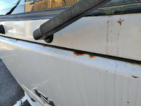 いすゞエルフ冷凍車（冷蔵車）小型（2t・3t）[写真06]