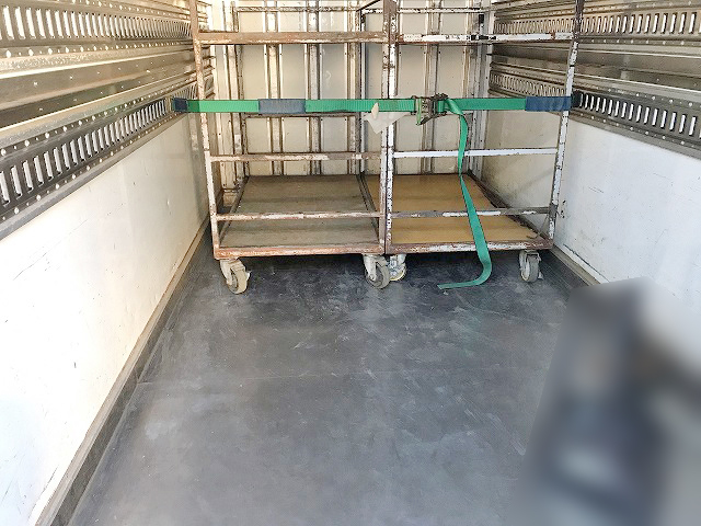 三菱ふそうキャンター冷凍車（冷蔵車）小型（2t・3t）[写真09]