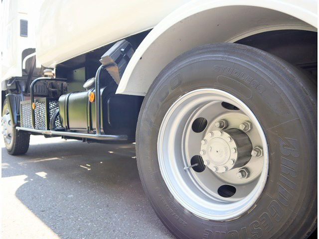 日野レンジャーパッカー車（塵芥車）中型（4t）[写真27]