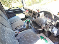 日野レンジャーパッカー車（塵芥車）中型（4t）[写真34]