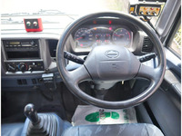 日野レンジャーパッカー車（塵芥車）中型（4t）[写真38]