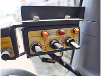 日野レンジャーパッカー車（塵芥車）中型（4t）[写真39]