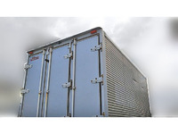 いすゞエルフアルミバン小型（2t・3t）[写真04]